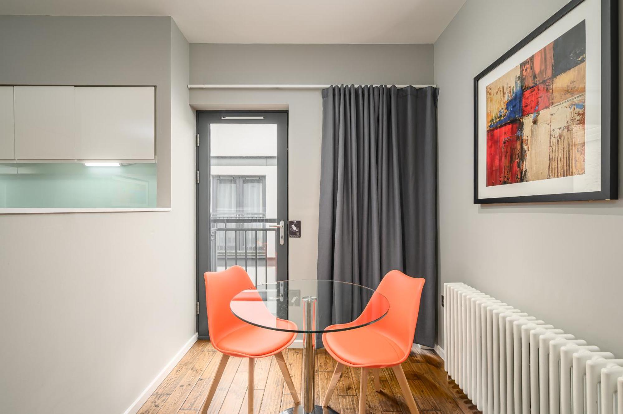 Destiny Scotland -The Malt House Apartments Edinburgh Exterior foto
